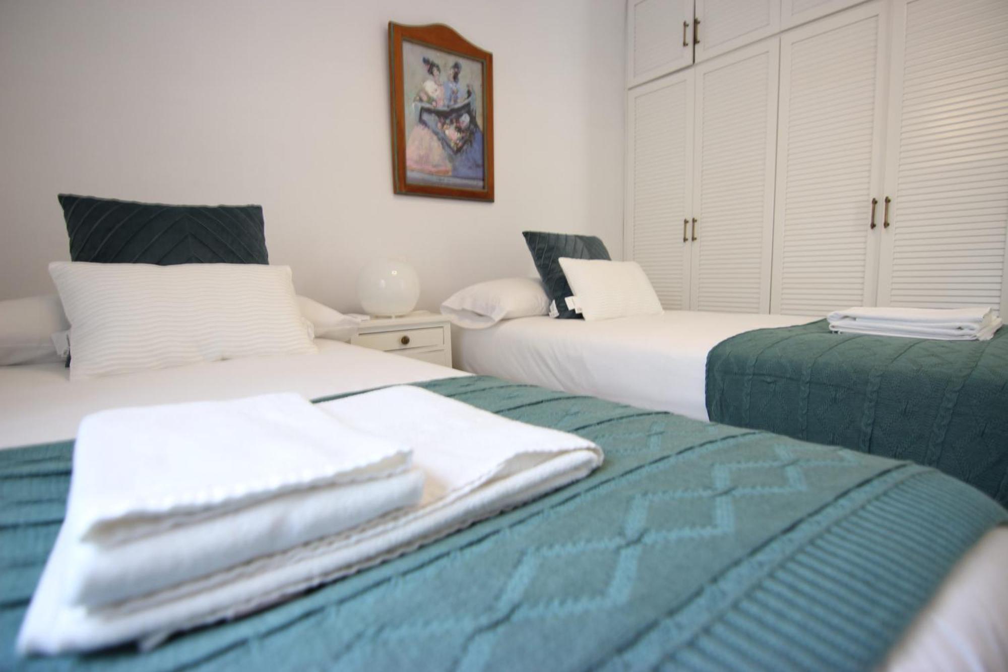 Rentalsevilla Espacioso Apartamento En La Alameda De Hercules Con Parking Экстерьер фото