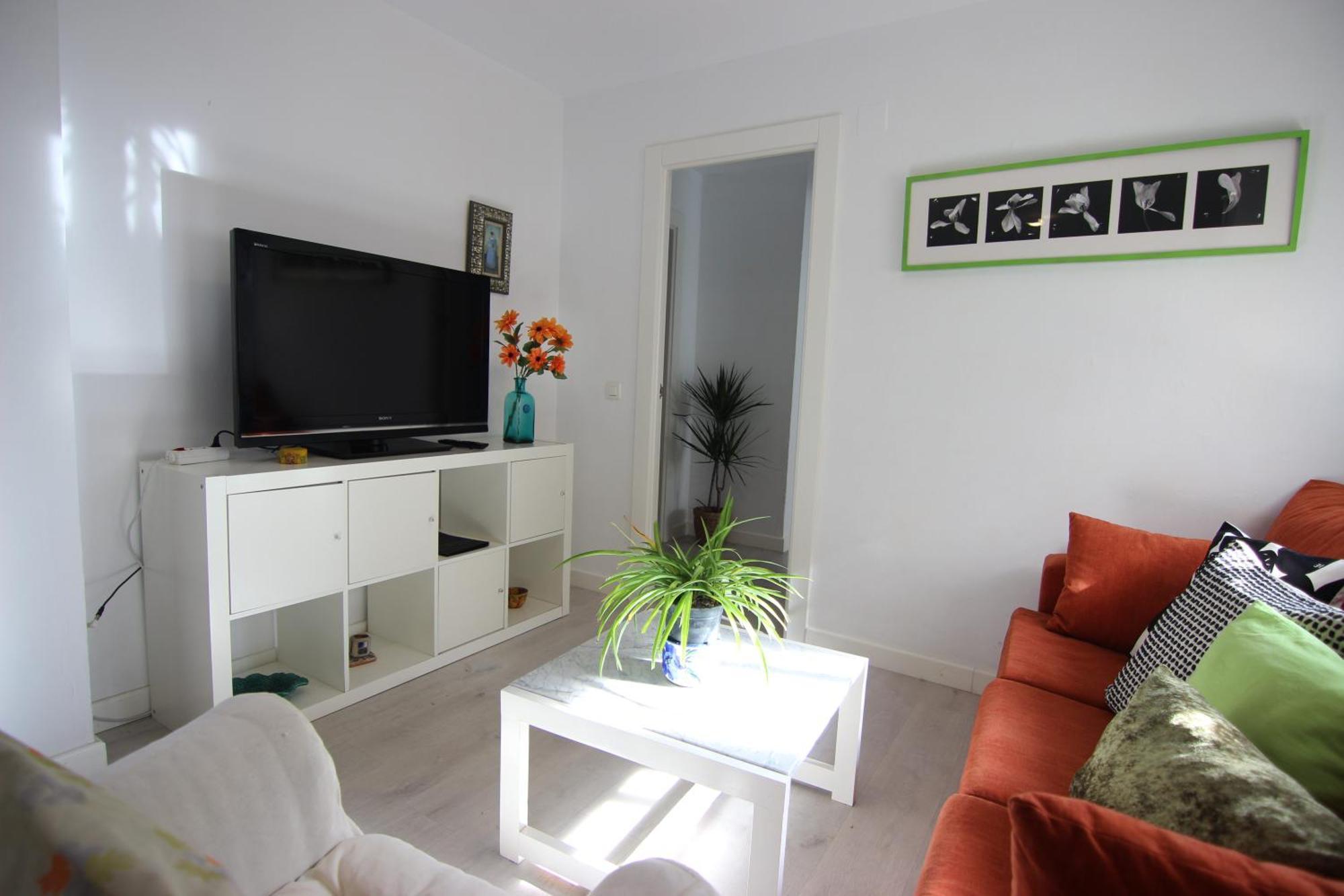 Rentalsevilla Espacioso Apartamento En La Alameda De Hercules Con Parking Экстерьер фото